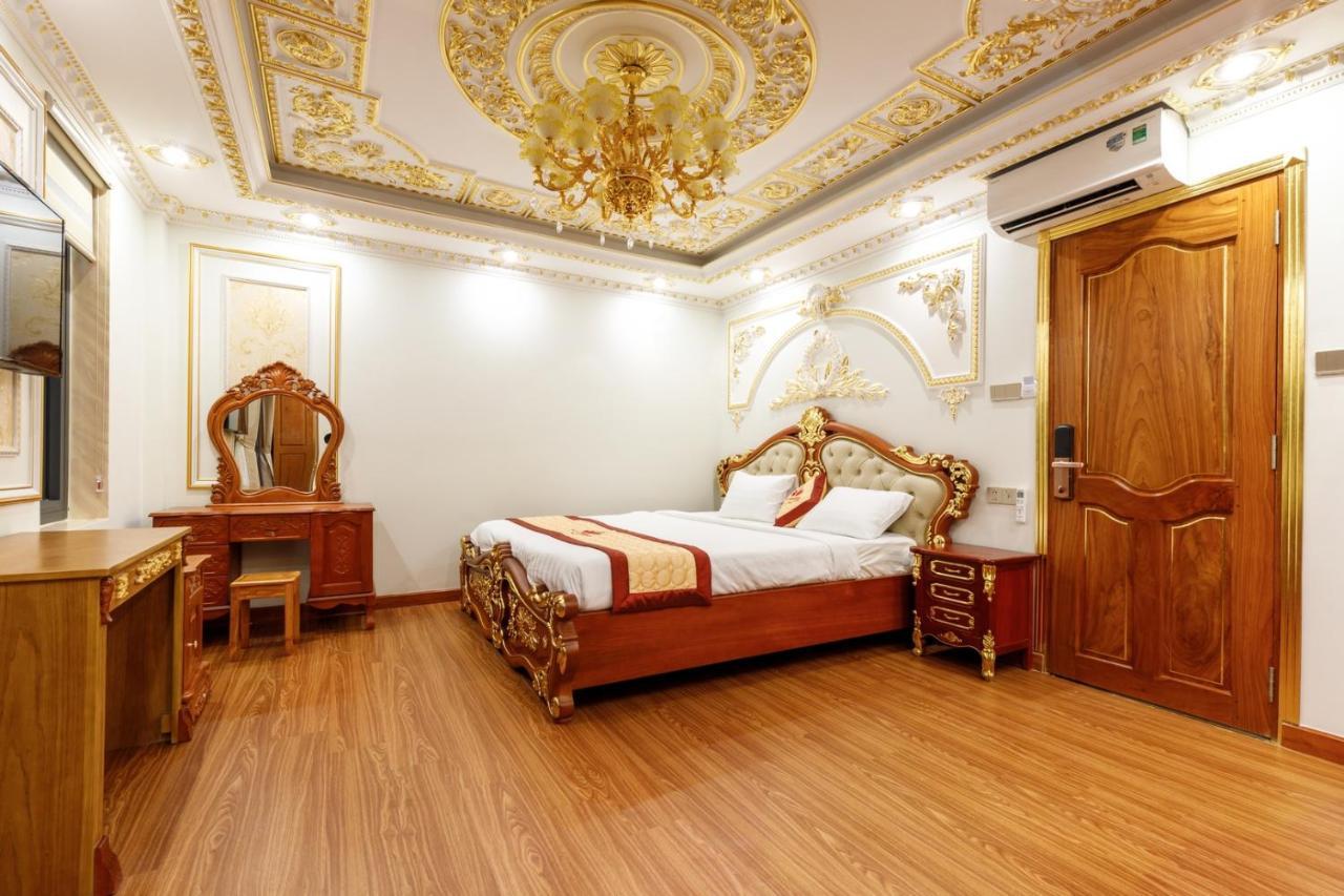 Tri Tam Hotel - Khach San Tri Tam Ben Luc Buitenkant foto