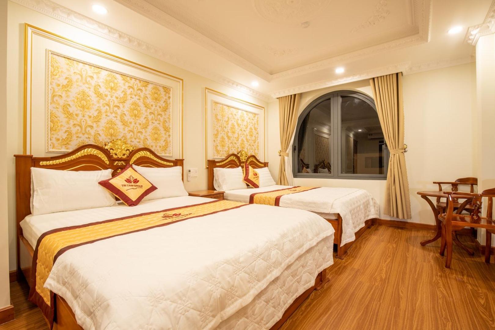 Tri Tam Hotel - Khach San Tri Tam Ben Luc Buitenkant foto